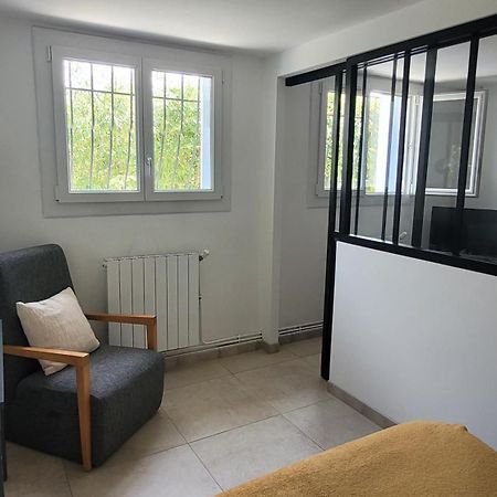 Location Appartement Dans Mas Provencal Monteux Dış mekan fotoğraf