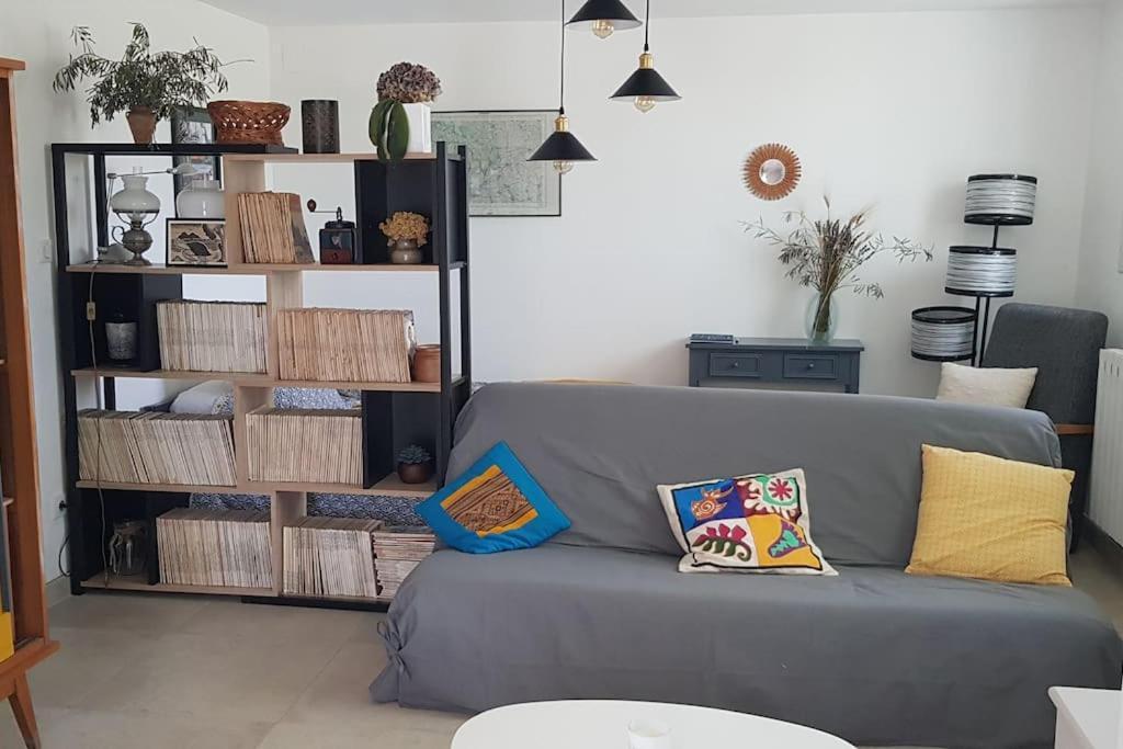 Location Appartement Dans Mas Provencal Monteux Dış mekan fotoğraf