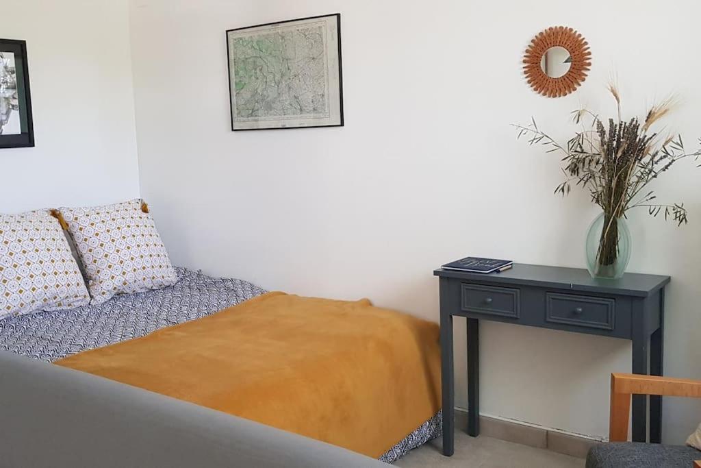 Location Appartement Dans Mas Provencal Monteux Dış mekan fotoğraf