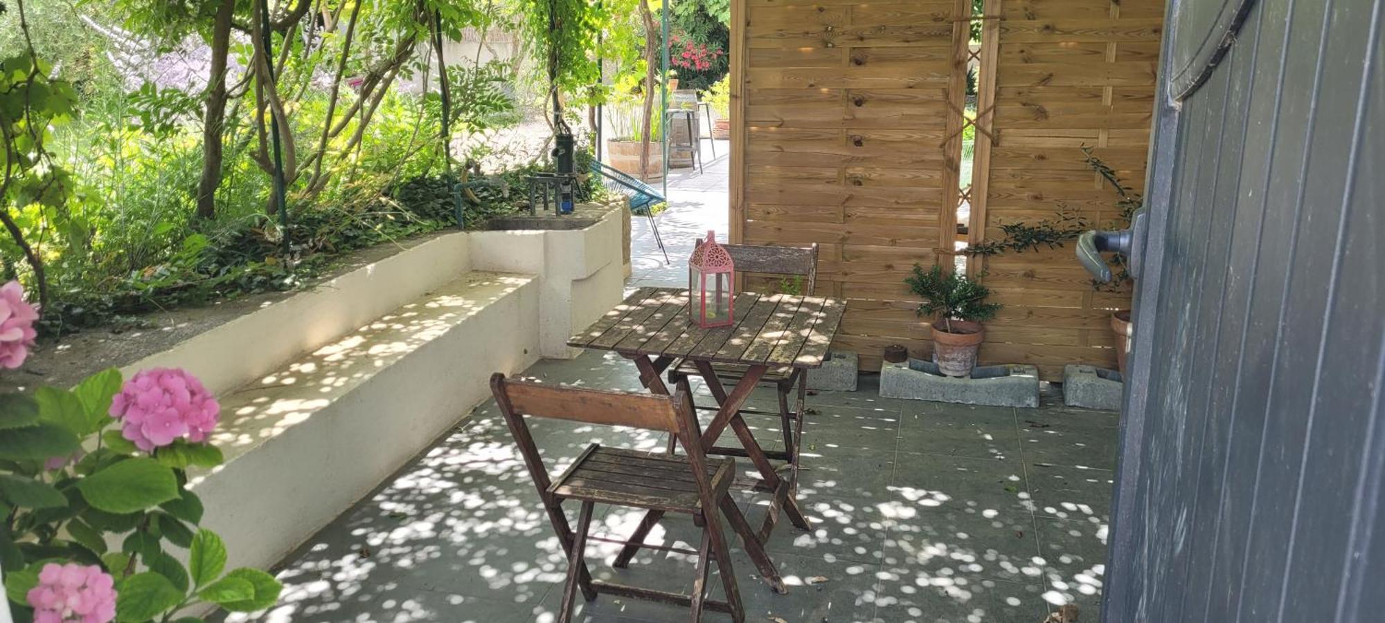 Location Appartement Dans Mas Provencal Monteux Dış mekan fotoğraf